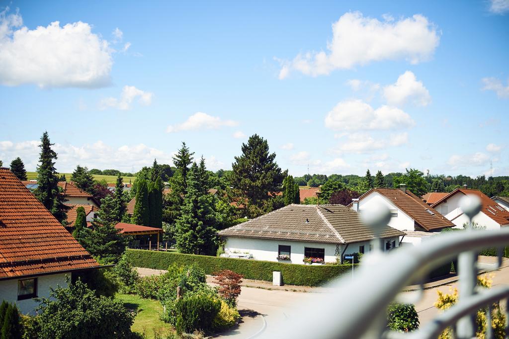 Alte Linde Landhotel & Restaurant Aalen Esterno foto